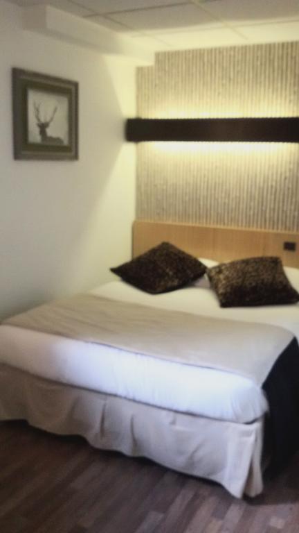 Le Merle Blanc Hotel Logis Digoin Exterior photo