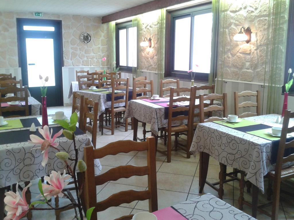 Le Merle Blanc Hotel Logis Digoin Exterior photo