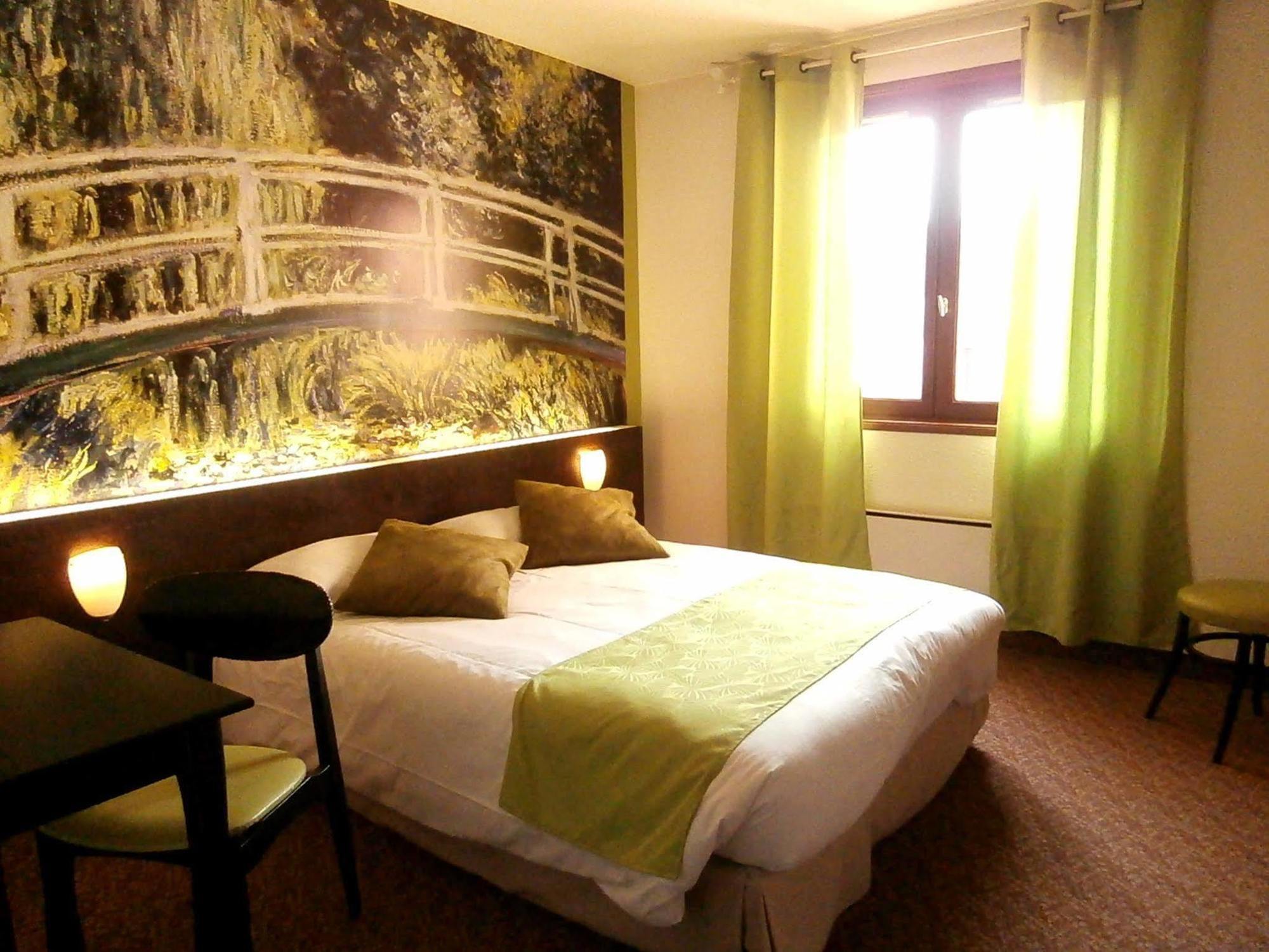 Le Merle Blanc Hotel Logis Digoin Exterior photo